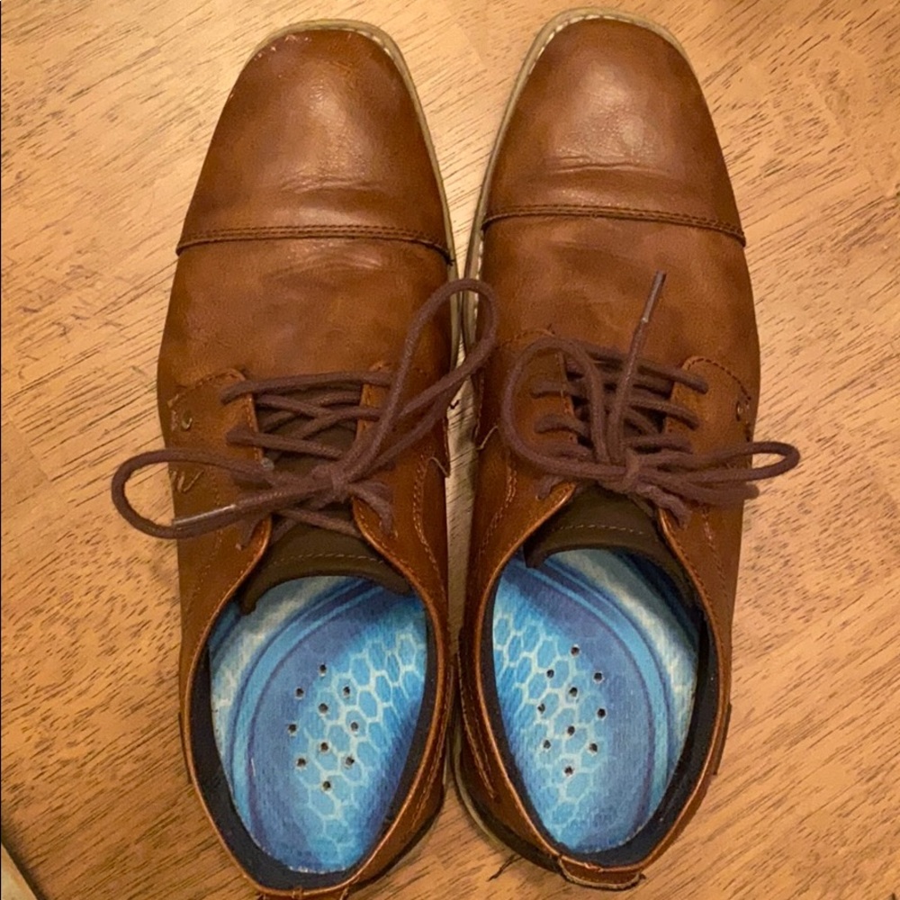 Men’s dress shoes